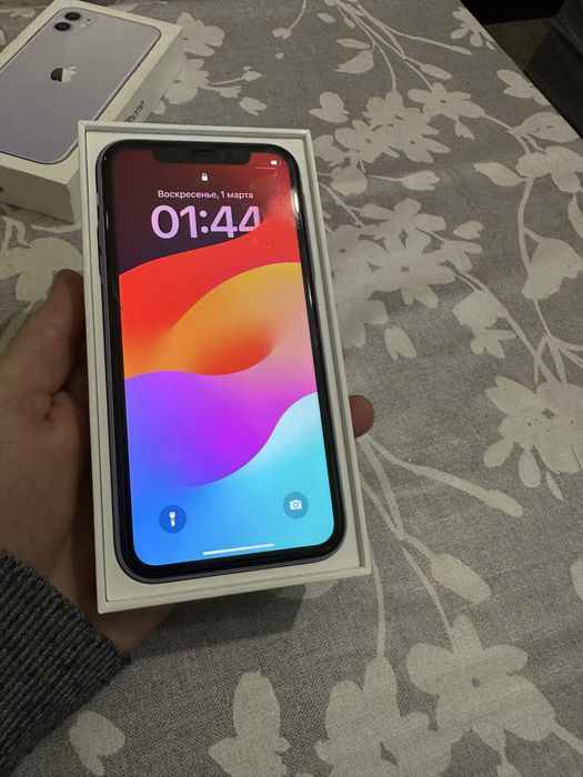 iphone 11, (124гб, 75% аккумулятор)
