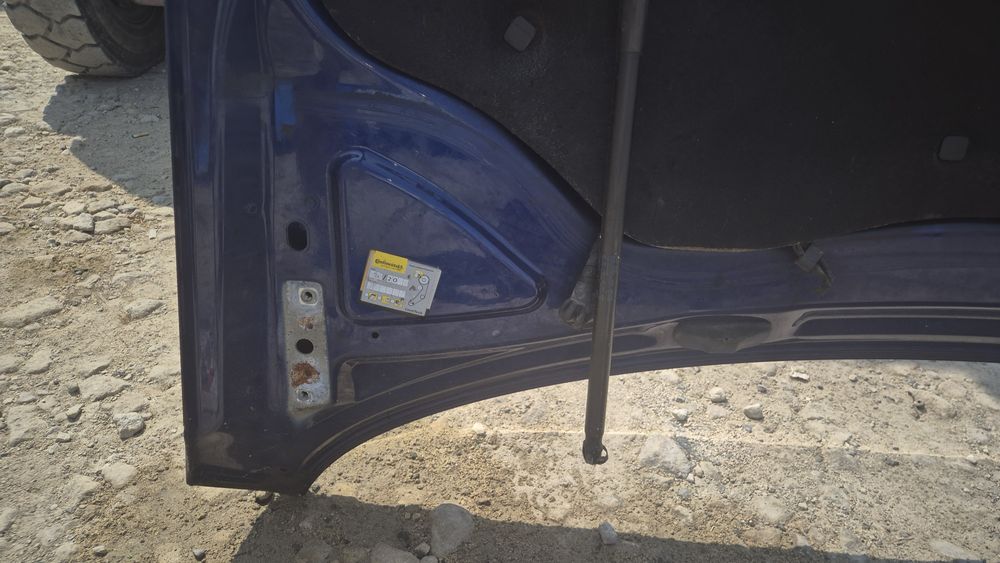 Оригинален Преден капак за Пасат б6 2005- 2009г