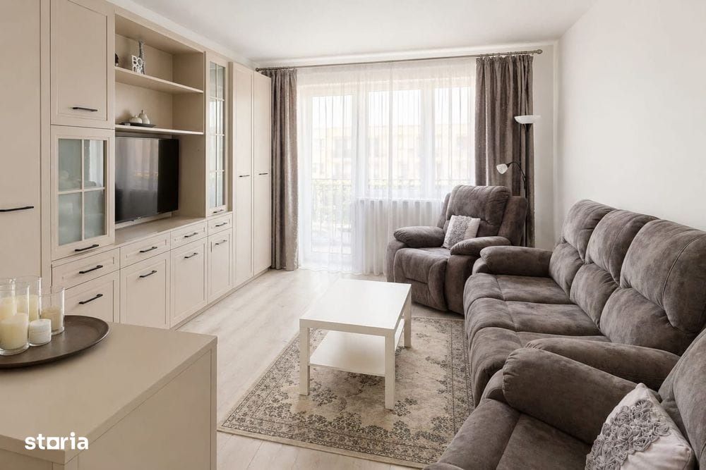 Panoramă la Înălțime - Apartament 2 Camere, zona Coresi — fotografia 3