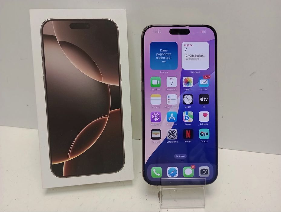 Iphone 16pro gold