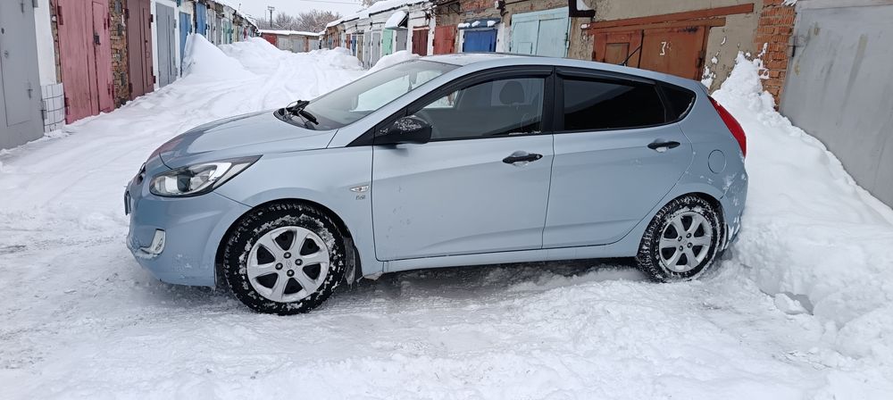 Продам hyundai accent 2012