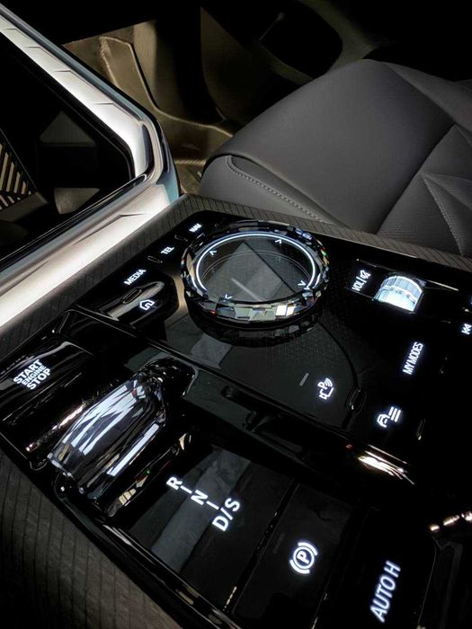 BMW X3 30L -конкурент  GLC, Lexus RX, X5 мини версия