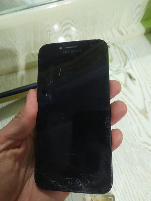 Ekrani singan Samsunglar