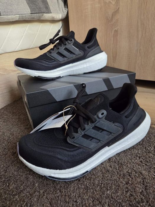 Adidas Ultraboost 23 light