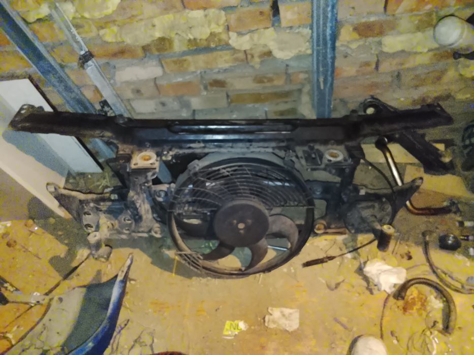 Маска за бмв е46