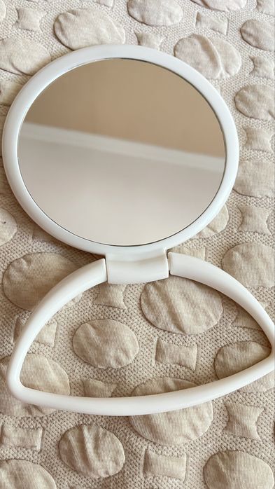 Зеркало настольное двустороннее