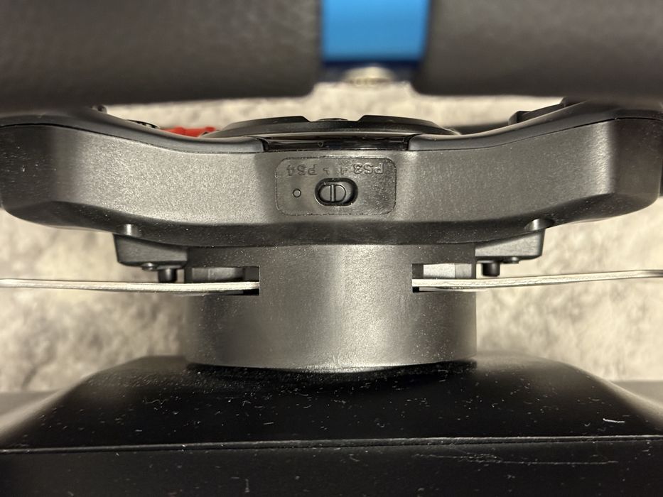 Vand volan si pedale Logitech G29