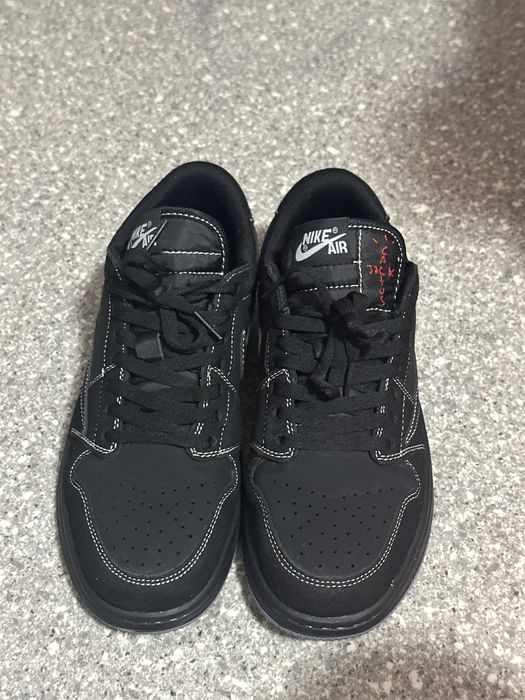 Продам кроссовки 39 размер