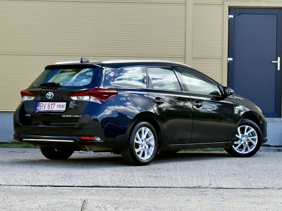 TOYOTA Auris 2016 — imagine 3