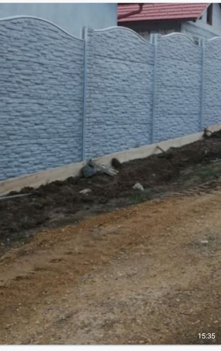 Gard din placi de beton