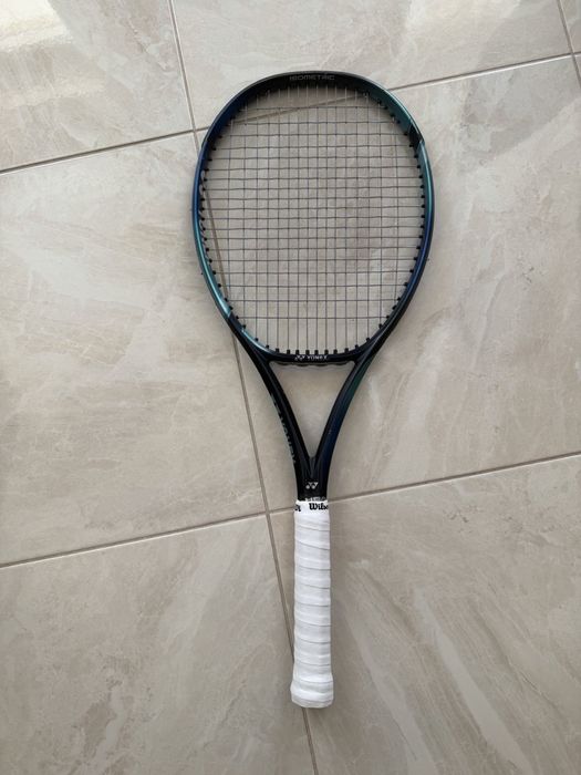 Ракети Yonex Ezone грип 2 98 305 гр