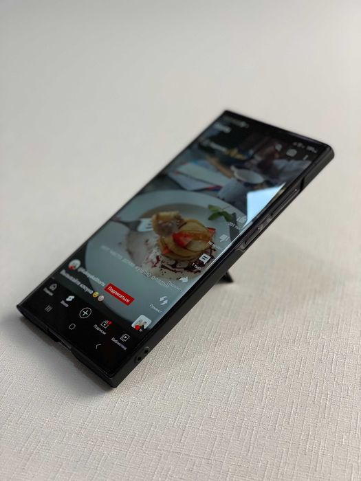 Samsung Galaxy S22/23/24/25 ultra чехол Универсальный с ножкой!