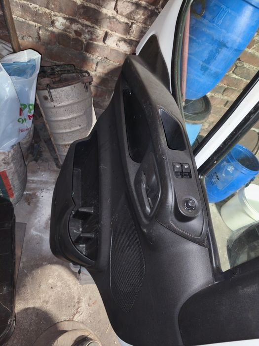 Iveco Daily Предна врата