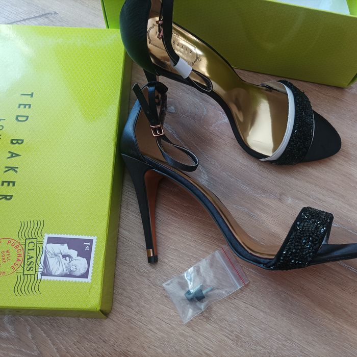 Ted Baker N41 нови сандали