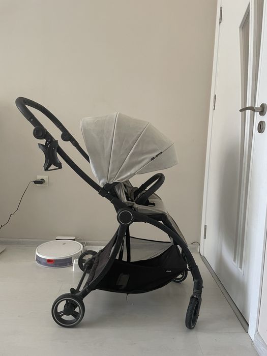 Бебешка количка Hauck