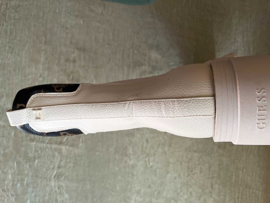 НОВИ дамски боти GUESS