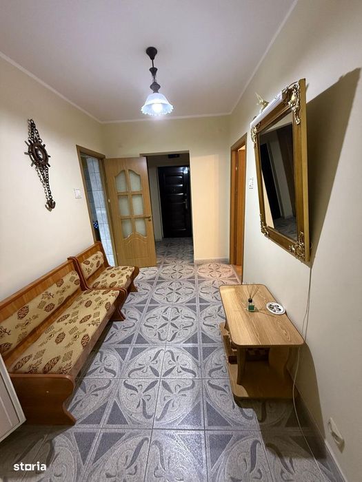 Apartament cu 3 camere decomandate, G. Enescu