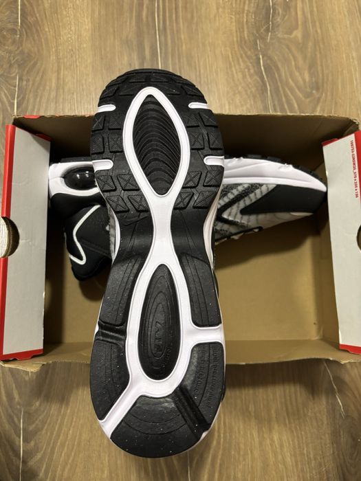 Маратонки Nike Air Max TW “Black & White” - размер 49.5