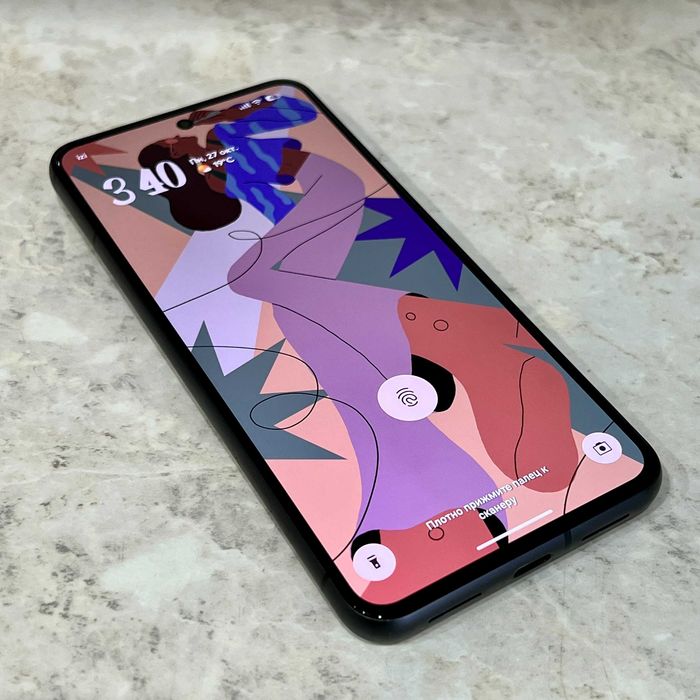 Google Pixel 8 флагманский смартфон