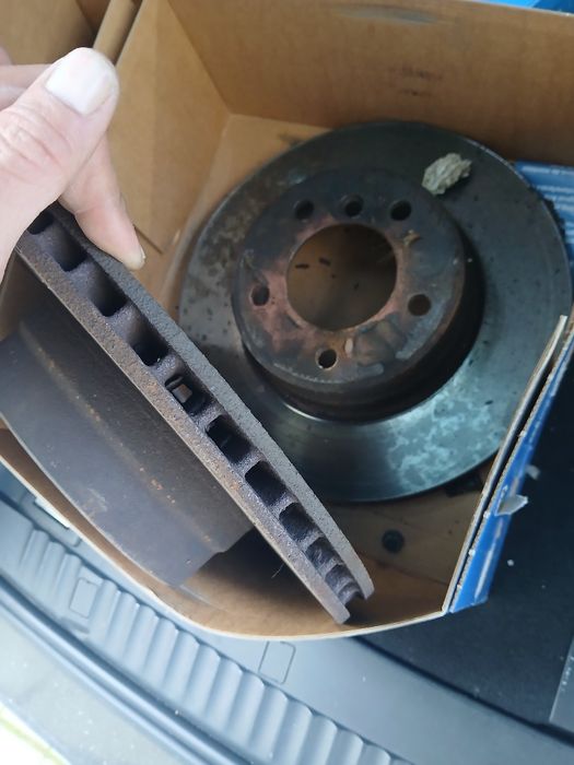 Спирачни ДИСКОВЕ Е61