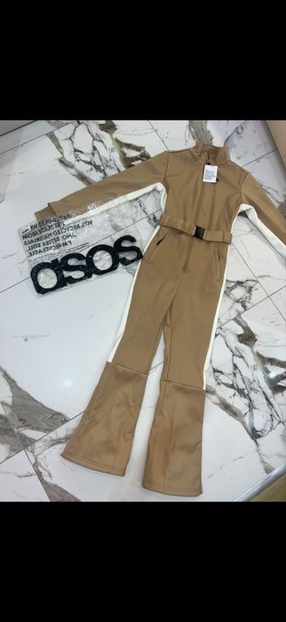 Ски екип гащеризон  asos