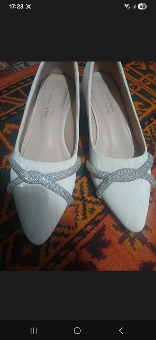 Holati yaxshi  kamchiliklari yoq