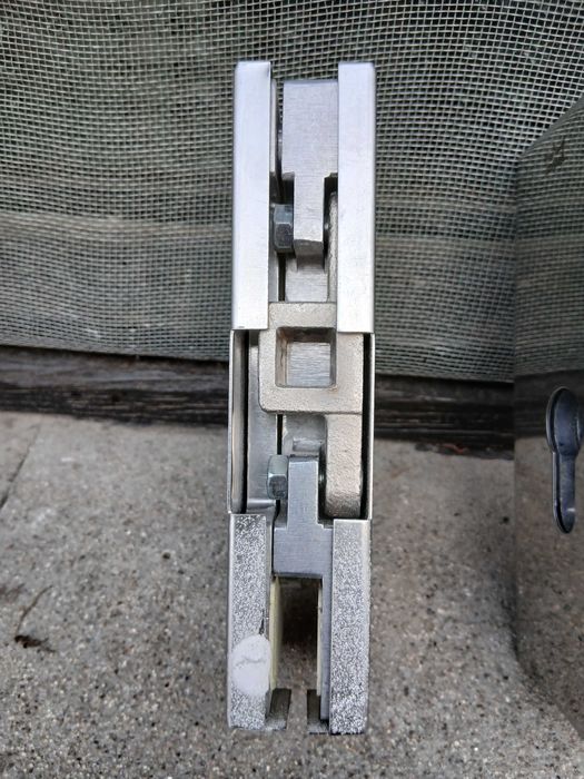 Панти и подови автомати Dorma – За стъклени и алуминиеви врати