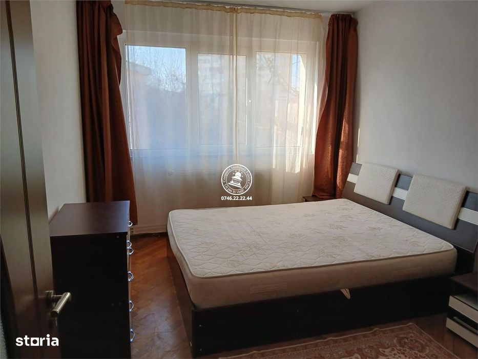 Apartament 2 camere, decomandat, etaj intermediar - Podu Ros — fotografia 1