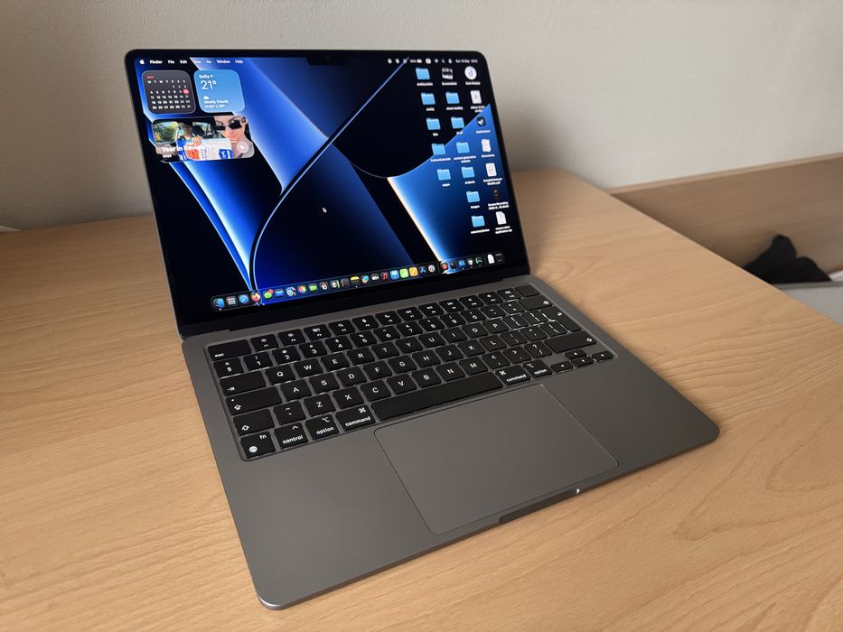 ПЕРФЕКТЕН Macbook Air M2