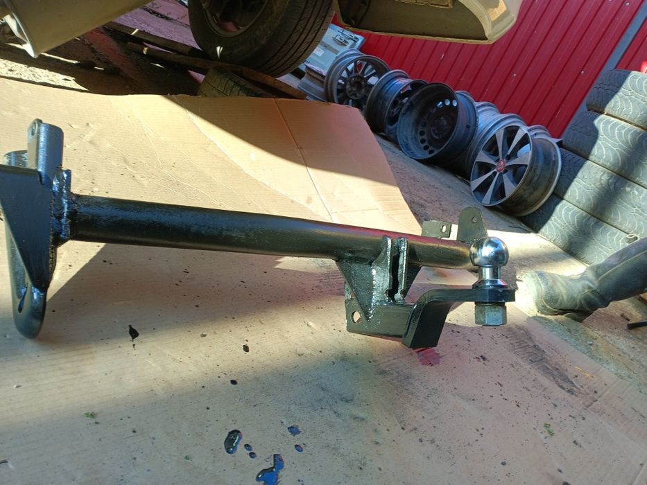 Продам фаркоп для альфард