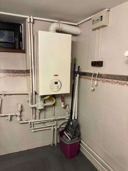 Casa zona Metrou Grivita-Domenii