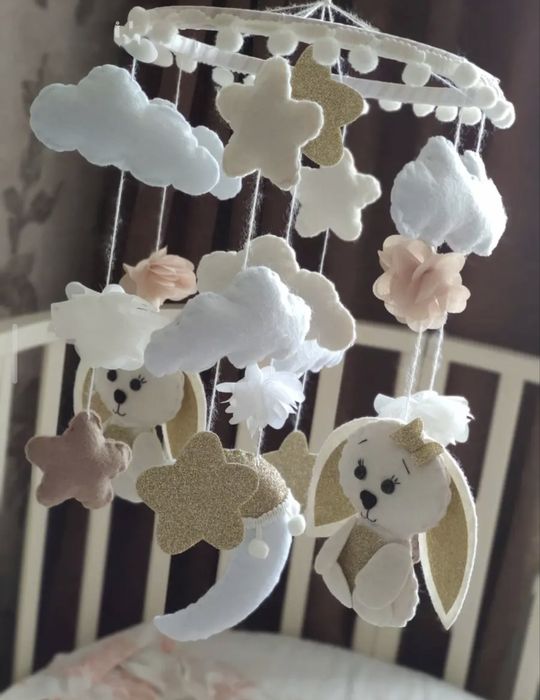 Мобиль в кроватку