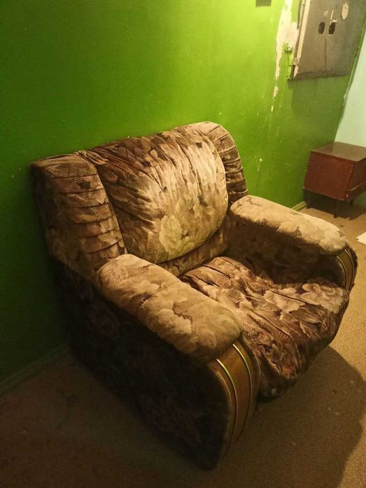 Кресла б/у даром