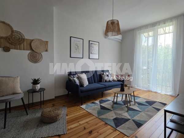 Дава се под наем Тристаен апартамент в София, Център - 110 кв.м за 698.19 € - Снимка #6