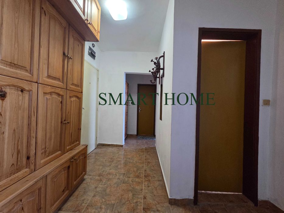 Дава се под наем Тристаен апартамент в Велико Търново, Колю Фичето - 65 кв.м за 280.5 € - Снимка #2