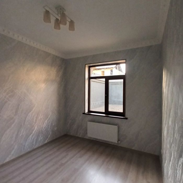 Срочна сотилади евро дом Чирчикда