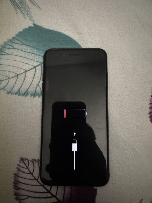 Айфон 7 плюс и самсунг а 10