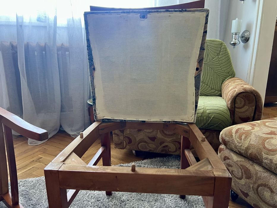 Дървени трапезни столове - 5 броя