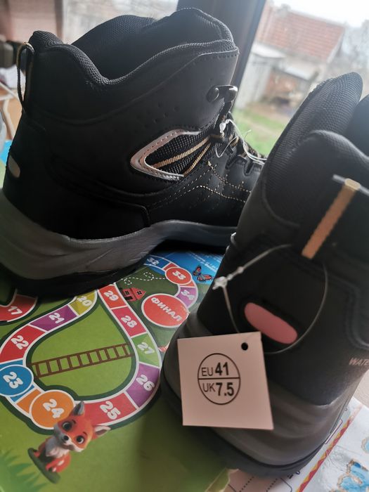 Туристически обувки НОВИ