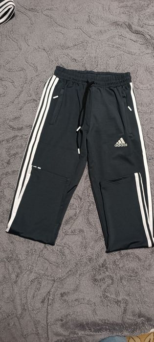 Pantaloni trening de barbati nou