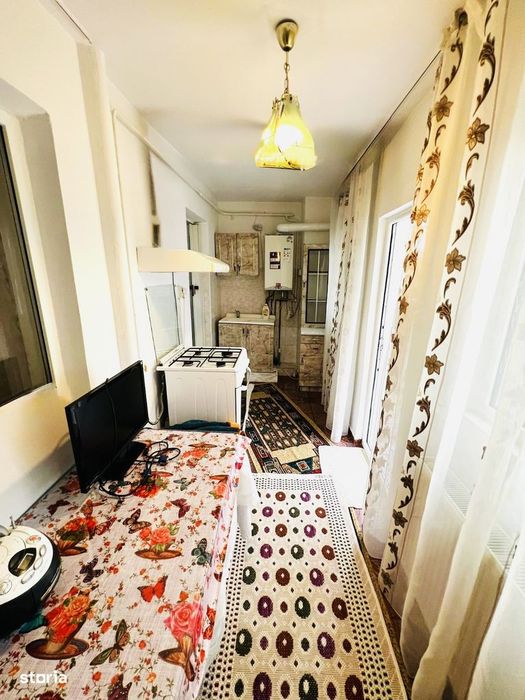 Apartamentcu gradina 2 camere. zona Gradinari in spate la Iulius Mall