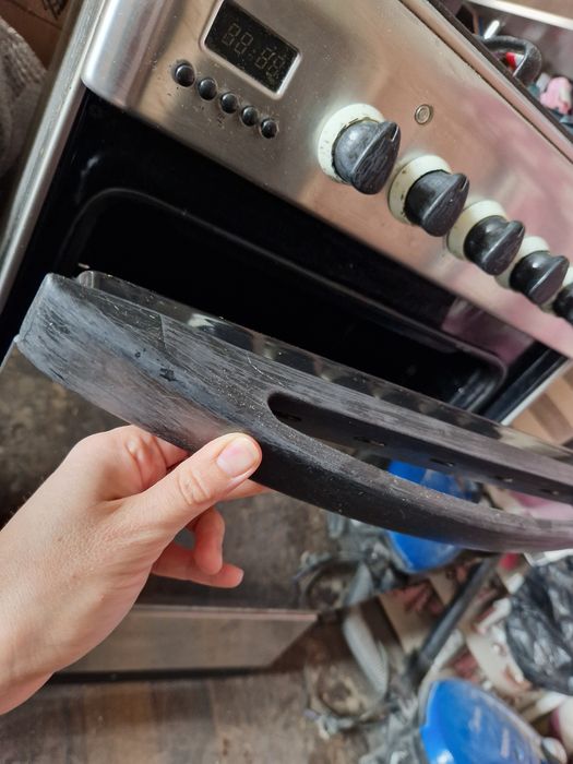 Газплита Hotpoint ARISTON