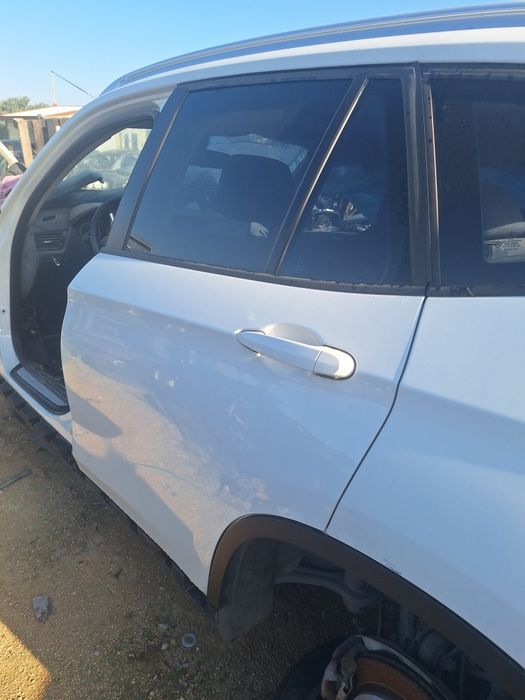Задна лява врата Bmw X1 E84 / Бмв Х1 Е84 2012г.
