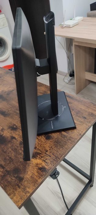 Monitor ViewSonic VG2440 de 24”