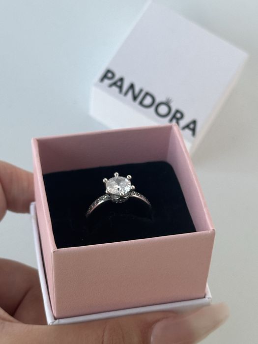 Inel Pandora cu coroană stralucitoare