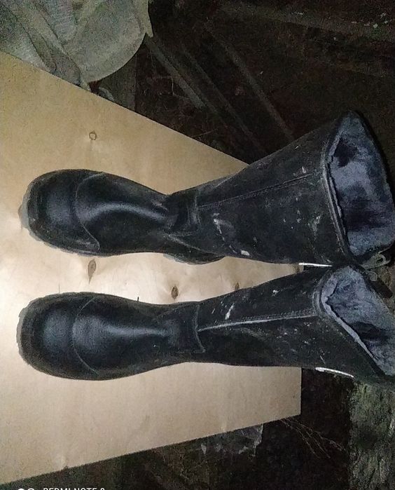 Продам Спец ботинки