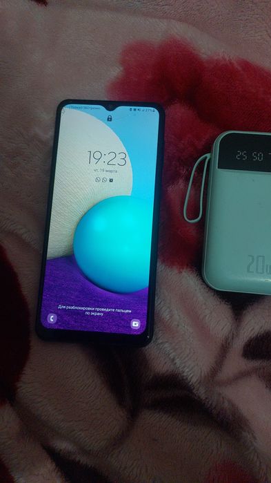 Продам телефон samsung a02