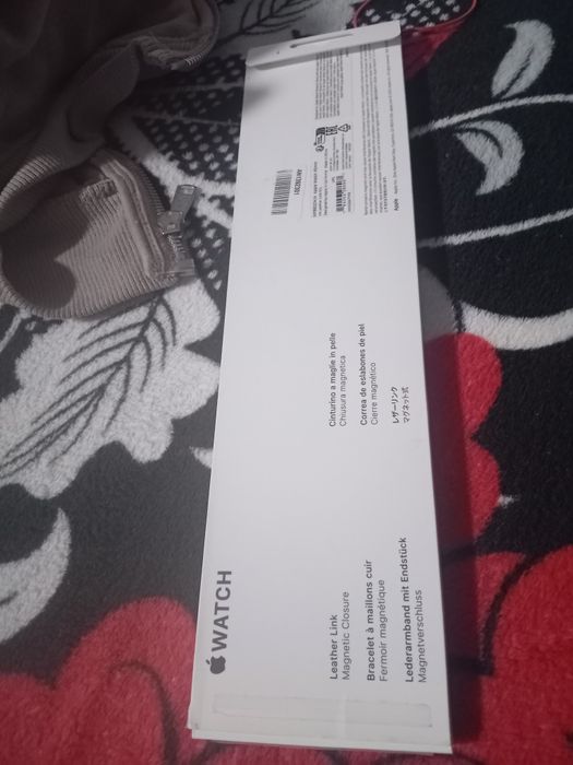 Van curele ceas watch noi în cutie sigilate diferite culori gri maro .