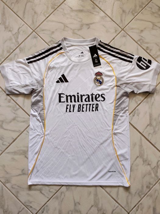 Tricou fotbal Real Madrid 2025/2026 mărimea L
