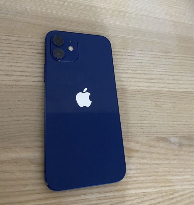 iPhone 12 cu 100% Bateria